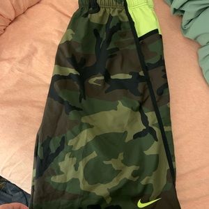 Men’s Nike NWOT Basketball Shorts